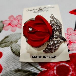 Scarf holder or ring.